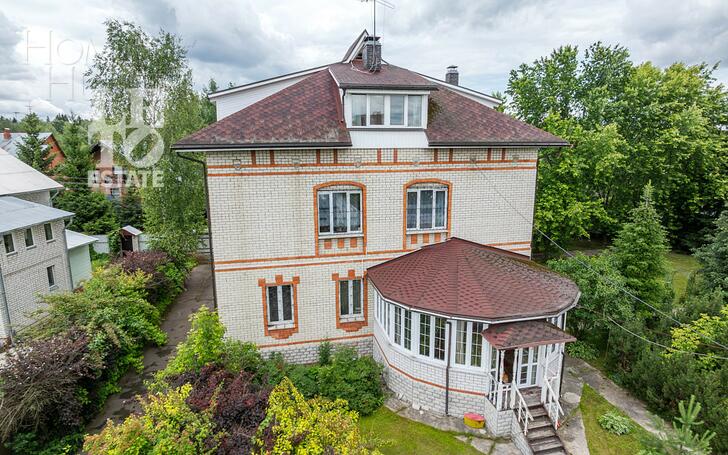 2-этажный коттедж 387.2 м² с отделкой