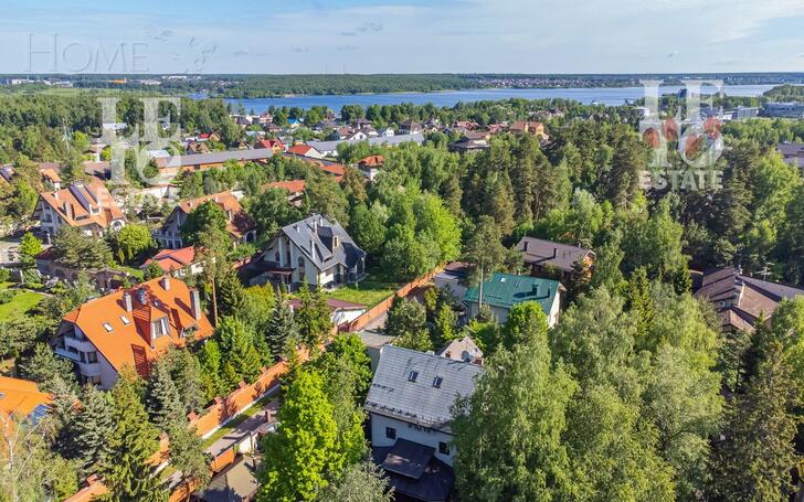3-этажный коттедж 520 м² с отделкой