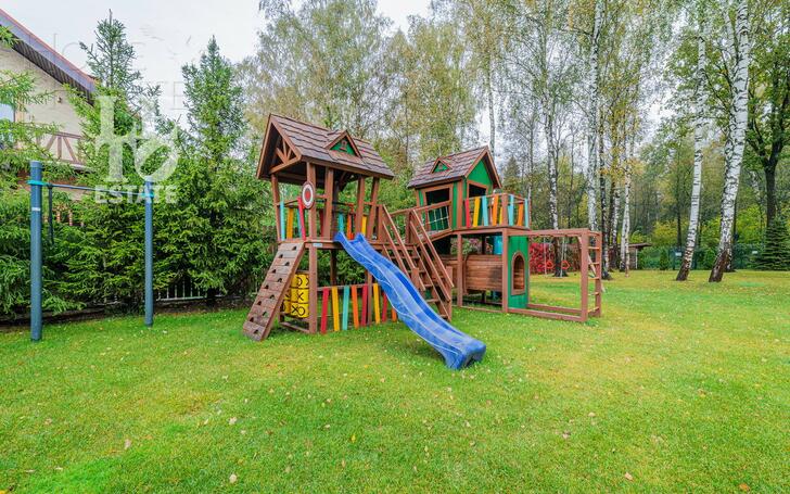 2-этажный коттедж 650 м² с отделкой