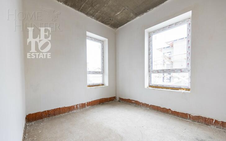 2-этажный коттедж 240 м² без отделки
