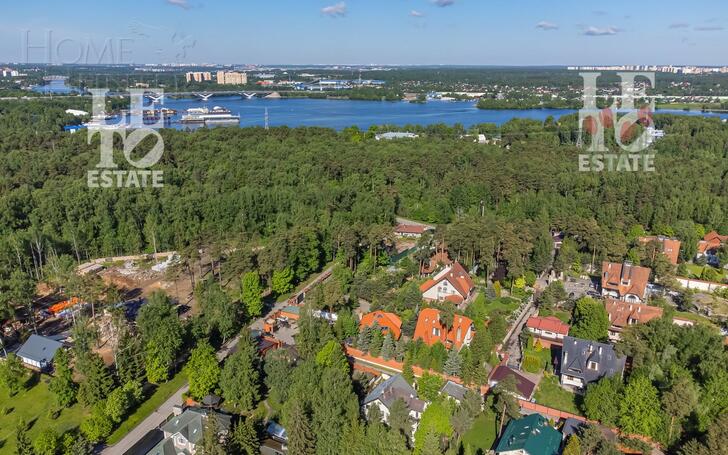 3-этажный коттедж 520 м² с отделкой