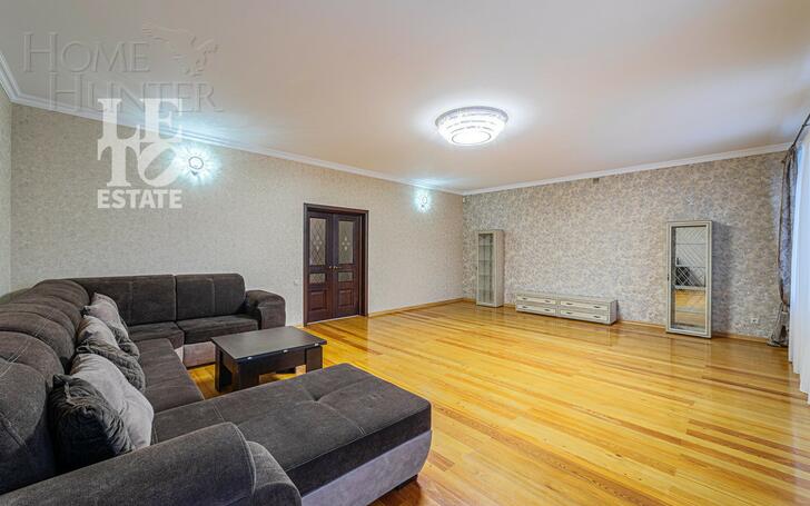 3-этажный коттедж 673.2 м² с отделкой