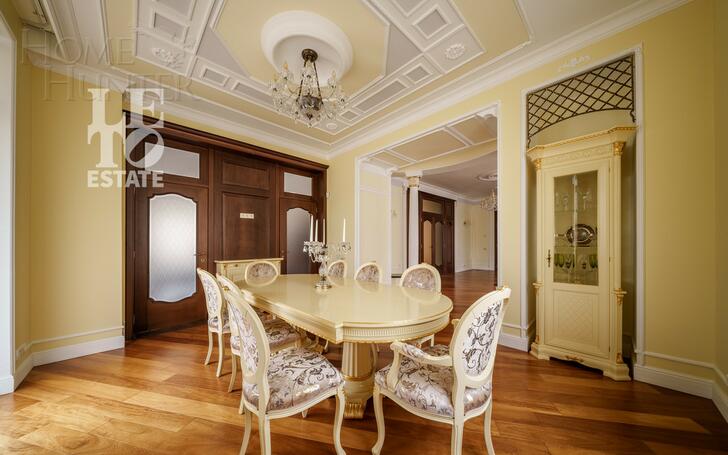 2-этажный коттедж 700 м² с отделкой
