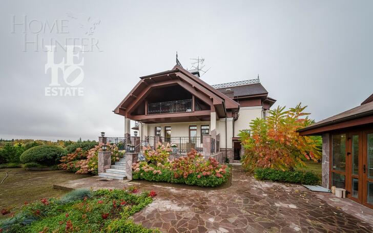 2-этажный коттедж 700 м² с отделкой