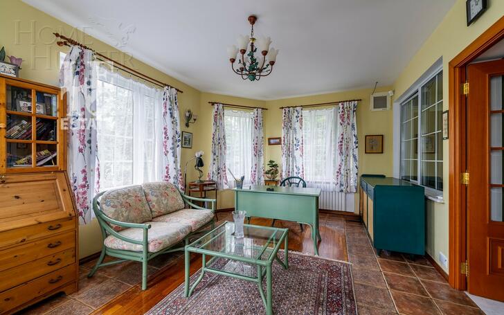 2-этажный коттедж 675.8 м² с отделкой