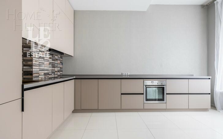 3-этажный таунхаус 250 м² с отделкой