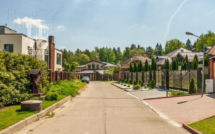 2-этажный таунхаус 428 м² с отделкой