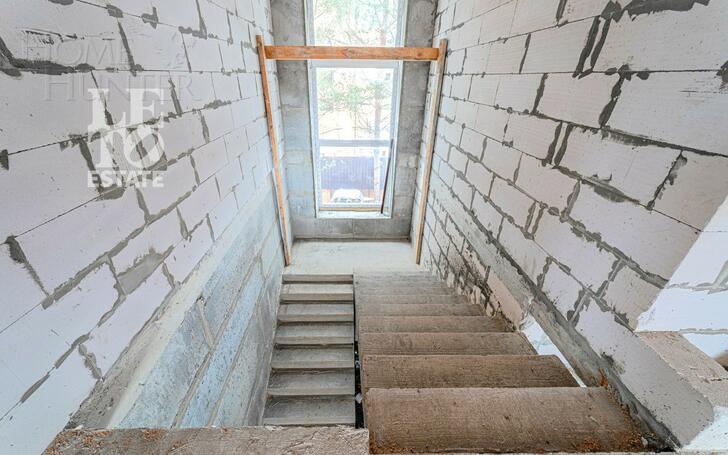 2-этажный коттедж 340 м² без отделки
