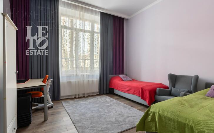3-этажный коттедж 950 м² без отделки