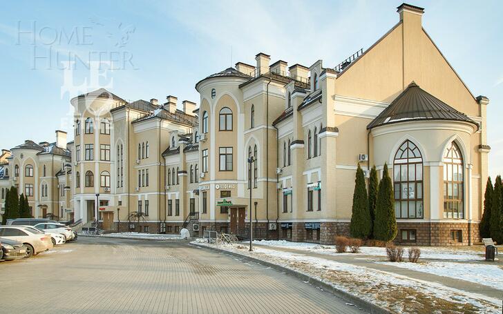 3-этажный таунхаус 264.6 м² с отделкой
