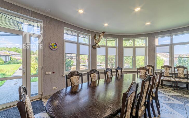 2-этажный коттедж 1 150 м² с отделкой
