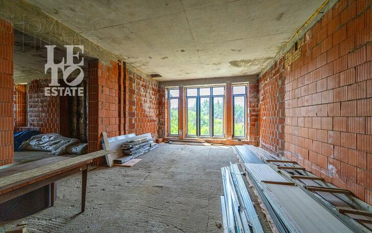 2-этажный коттедж 480 м² без отделки