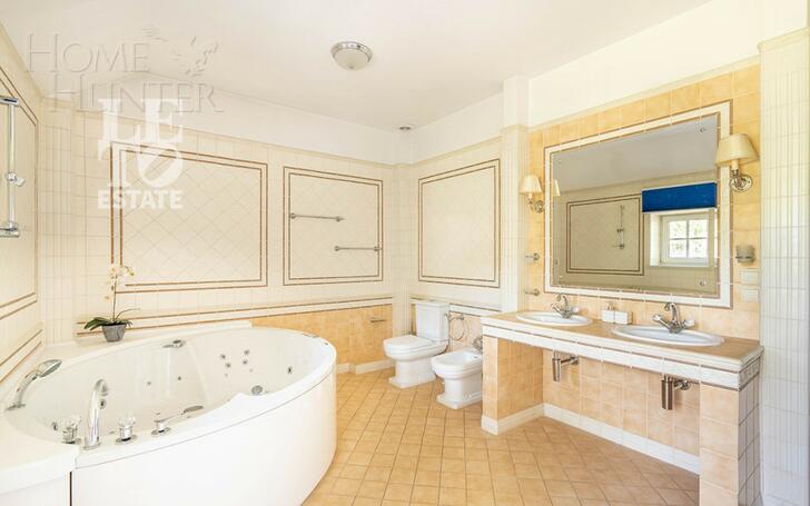 2-этажный коттедж 3 817 м² с отделкой
