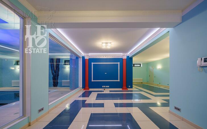 2-этажный коттедж 745 м² с отделкой
