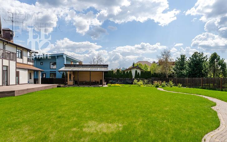 2-этажный коттедж 417 м² с отделкой
