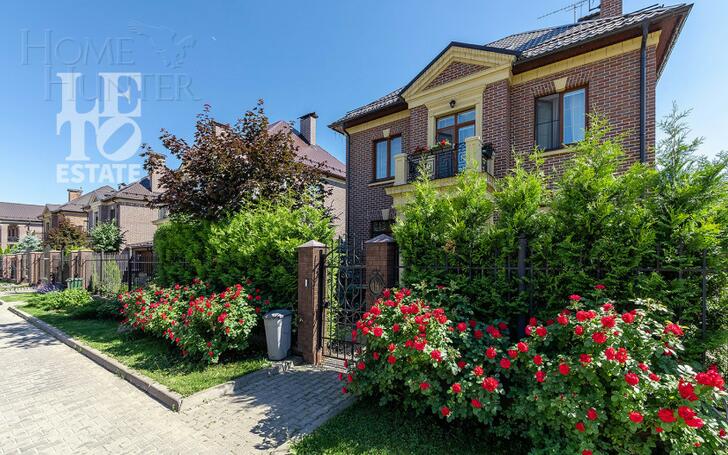 2-этажный коттедж 320 м² без отделки