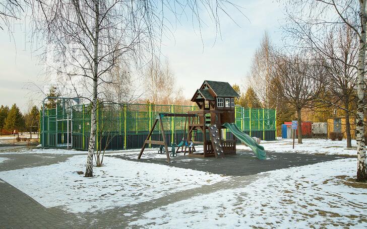 3-этажный таунхаус 264.6 м² с отделкой