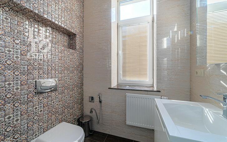 2-этажный коттедж 1 150 м² с отделкой