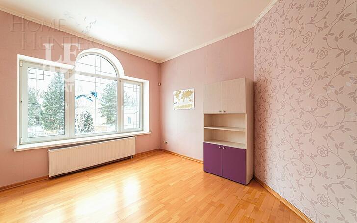 3-этажный коттедж 742 м² с отделкой
