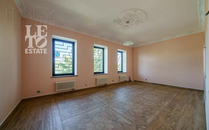 2-этажный коттедж 745 м² с отделкой