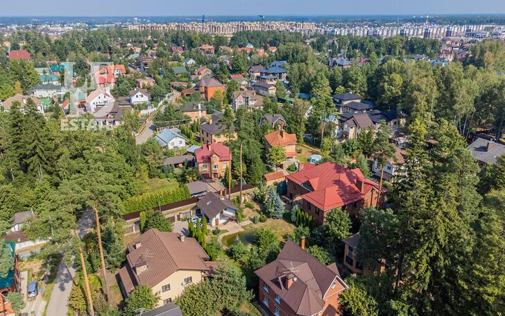 2-этажный коттедж 699.6 м² с отделкой