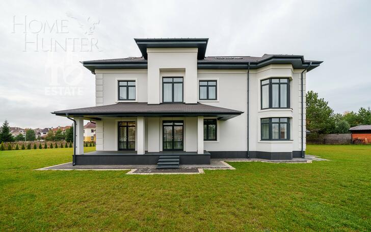 2-этажный коттедж 530 м² с отделкой