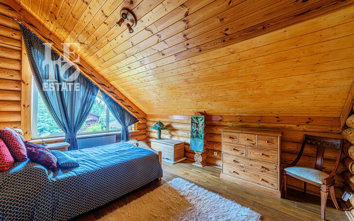 2-этажный коттедж 250.6 м² с отделкой