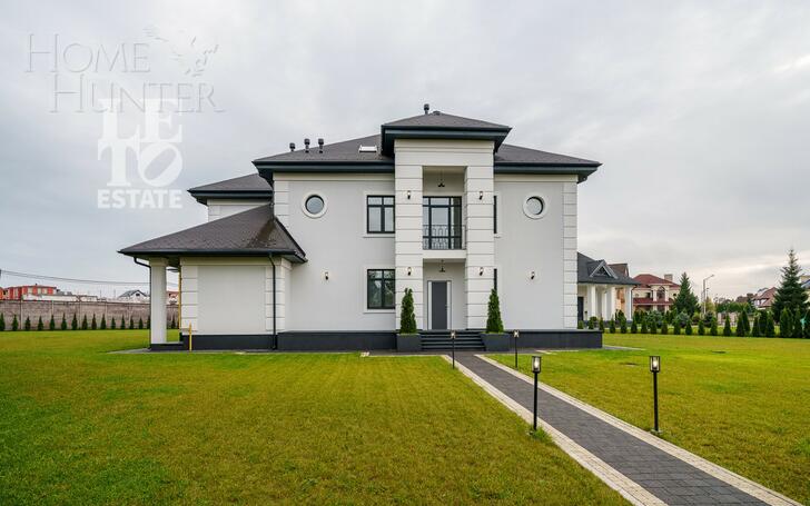2-этажный коттедж 530 м² с отделкой