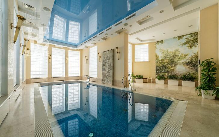 2-этажный коттедж 1 500 м² с отделкой
