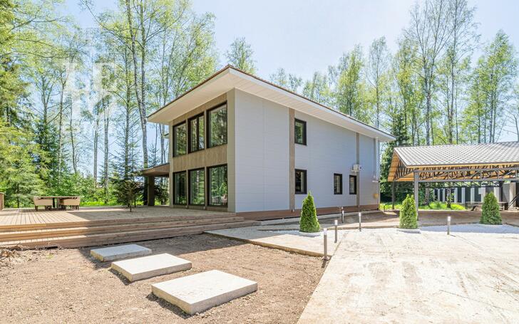 2-этажный коттедж 257 м² с отделкой