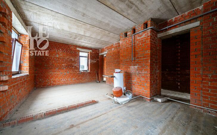 2-этажный коттедж 820 м² без отделки