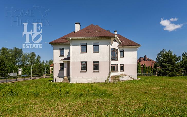 2-этажный коттедж 820 м² без отделки
