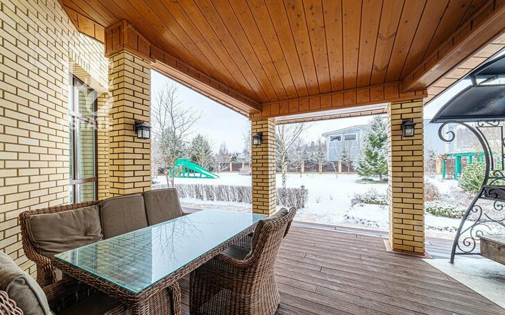 2-этажный коттедж 800 м² с отделкой