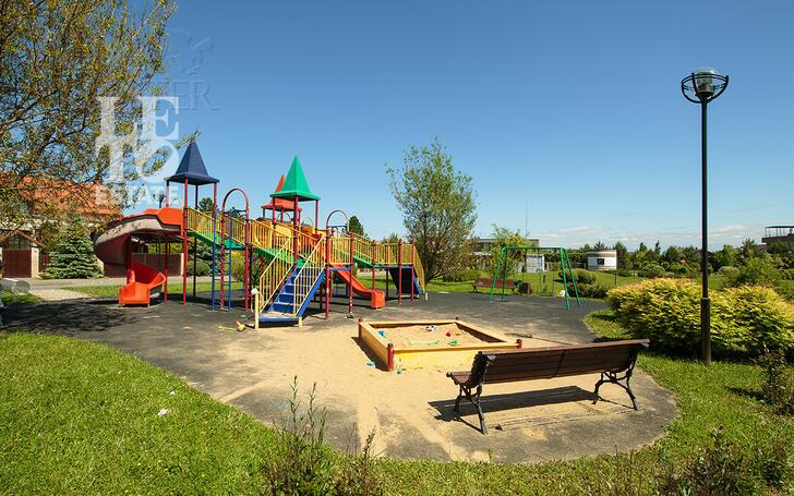 2-этажный коттедж 313 м² с отделкой