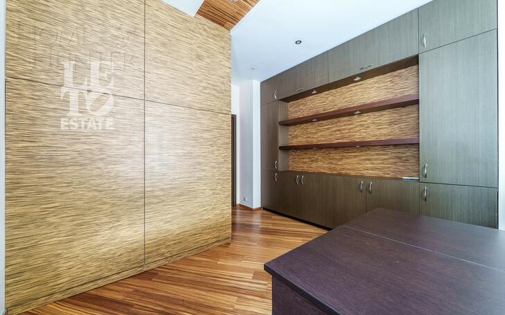 2-этажный коттедж 680 м² с отделкой