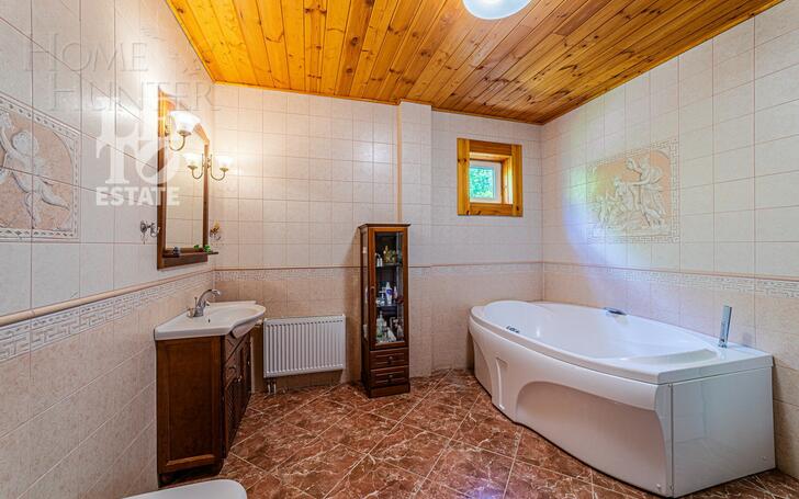 2-этажный коттедж 250.6 м² с отделкой