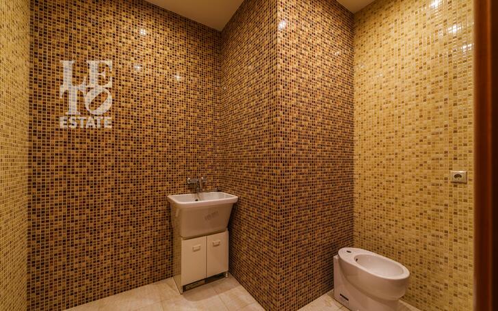 2-этажный коттедж 1 000 м² с отделкой