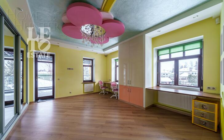 2-этажный коттедж 680 м² с отделкой
