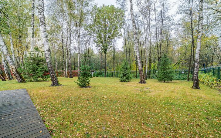 2-этажный коттедж 650 м² с отделкой