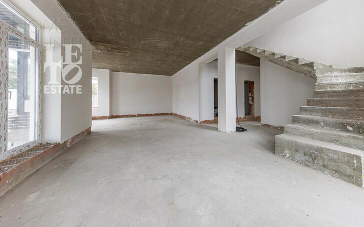2-этажный коттедж 240 м² без отделки