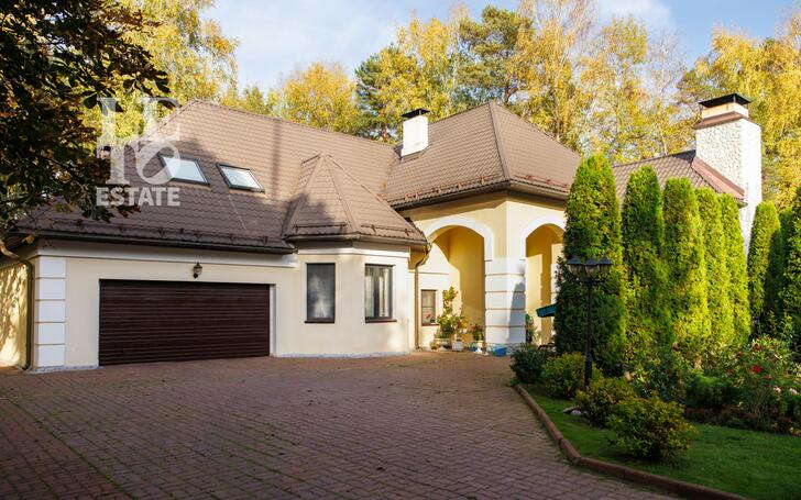 2-этажный коттедж 439.4 м² с отделкой