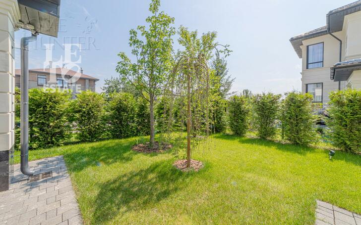 2-этажный коттедж 275 м² с отделкой