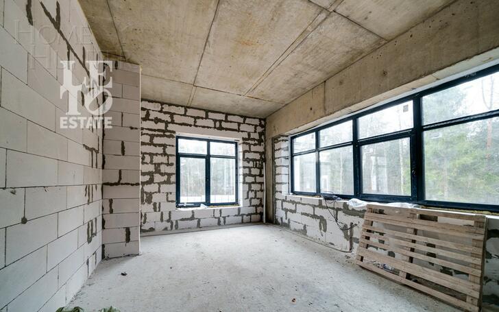 2-этажный коттедж 560 м² без отделки