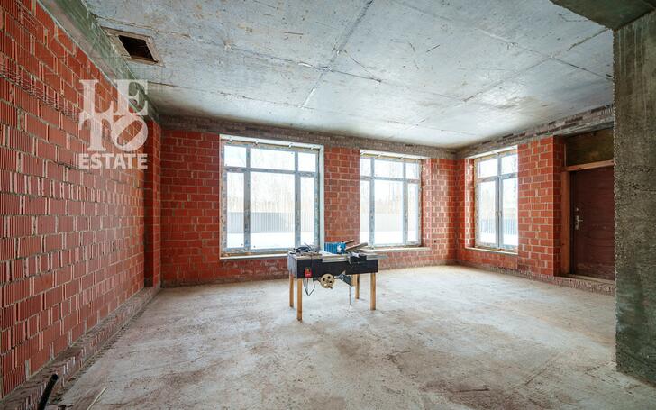 2-этажный коттедж 500 м² без отделки
