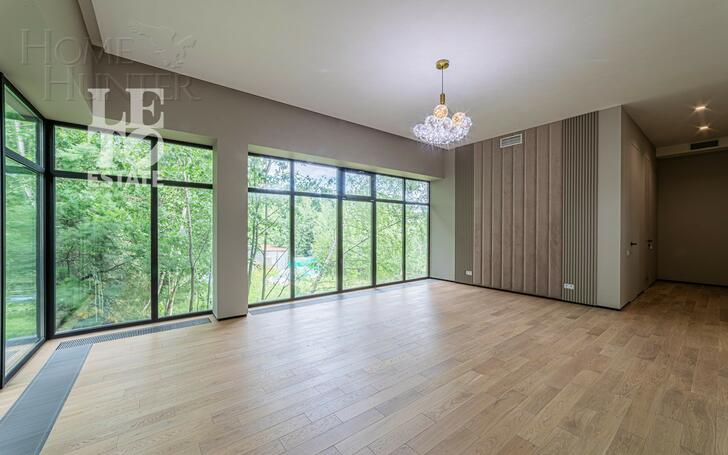 2-этажный коттедж 720 м² с отделкой