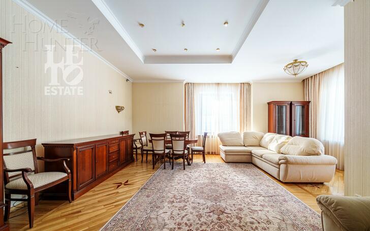 2-этажный коттедж 350 м² с отделкой