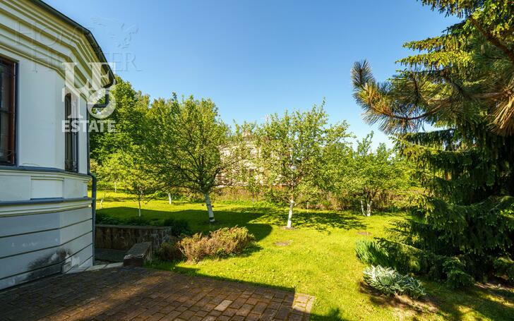 2-этажный коттедж 350 м² с отделкой