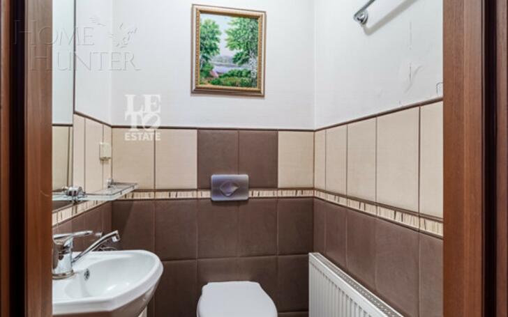 2-этажный коттедж 350 м² с отделкой
