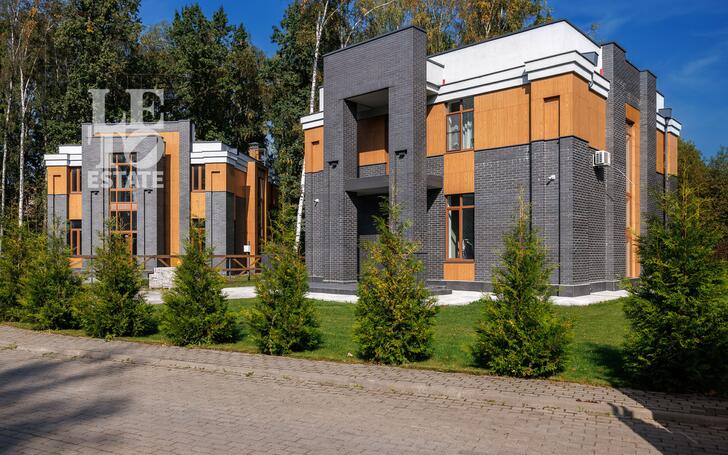 2-этажный коттедж 265 м² без отделки