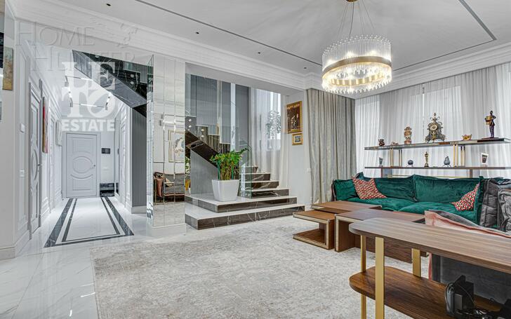 2-этажный коттедж 275 м² с отделкой